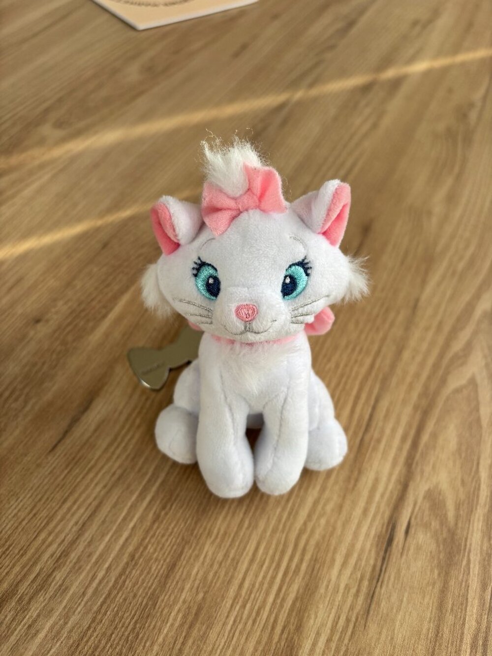Disney Aristocat Marie Keychain